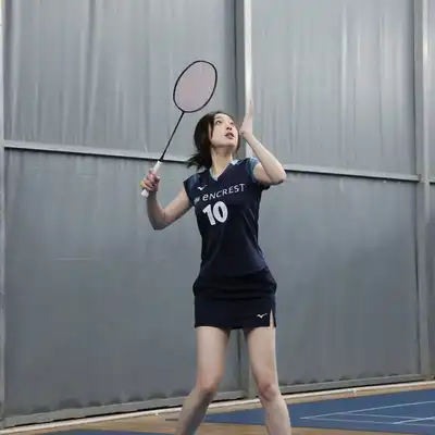 罗俊